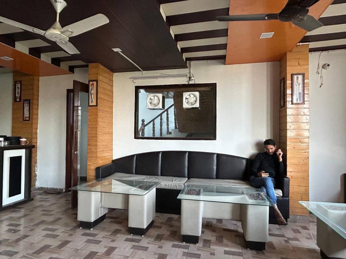 Hotel 7 Heavens Mussoorie Exterior foto