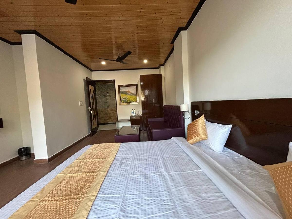 Hotel 7 Heavens Mussoorie Exterior foto